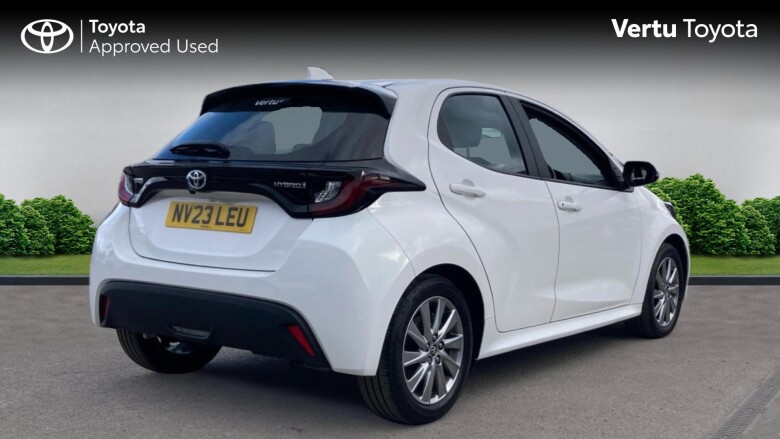 Toyota Yaris 1.5 Hybrid Icon 5dr CVT Hybrid Hatchback